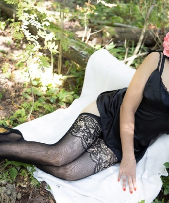 Милая и нежная леди с огненной страстью в глазах ждет тебя для ярких и горячих встреч. Я подарю тебе все, чего ты хочешь и даже больше. Звони скорее! 2274, 35 лет